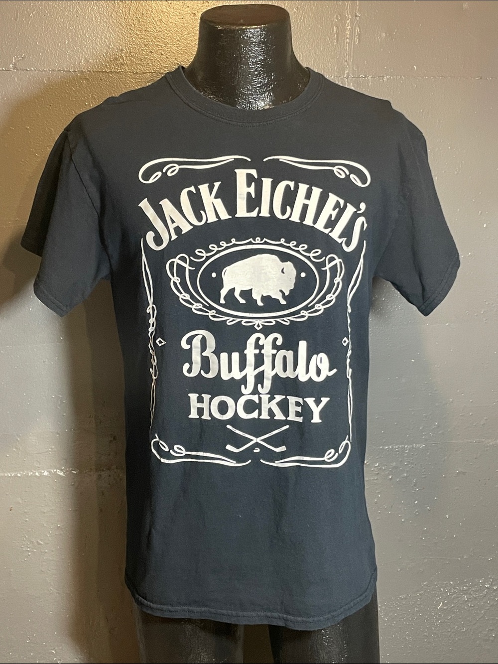 Gildan Black Tee with White Buffalo Hockey Graphic